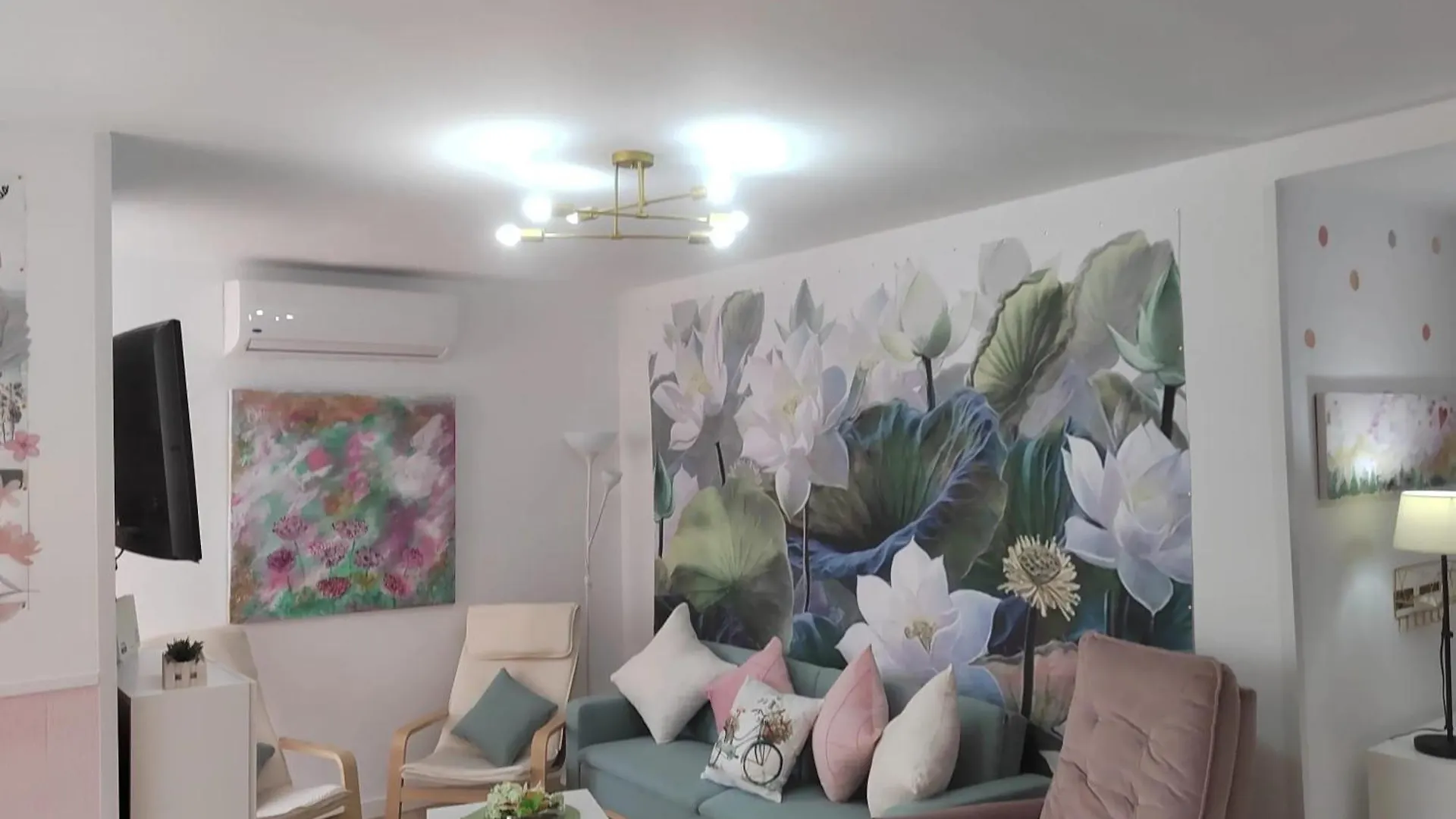 Bright Apartment With Sea View Fuengirola 50 M² Pool